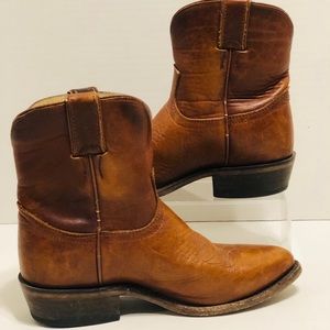 FRYE BOOTS SIZE 7B